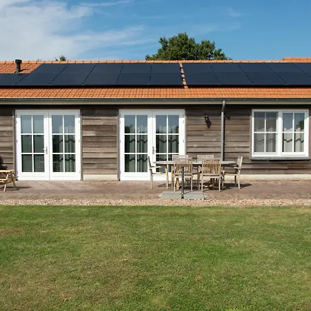 Holiday home Wertemerhoeve